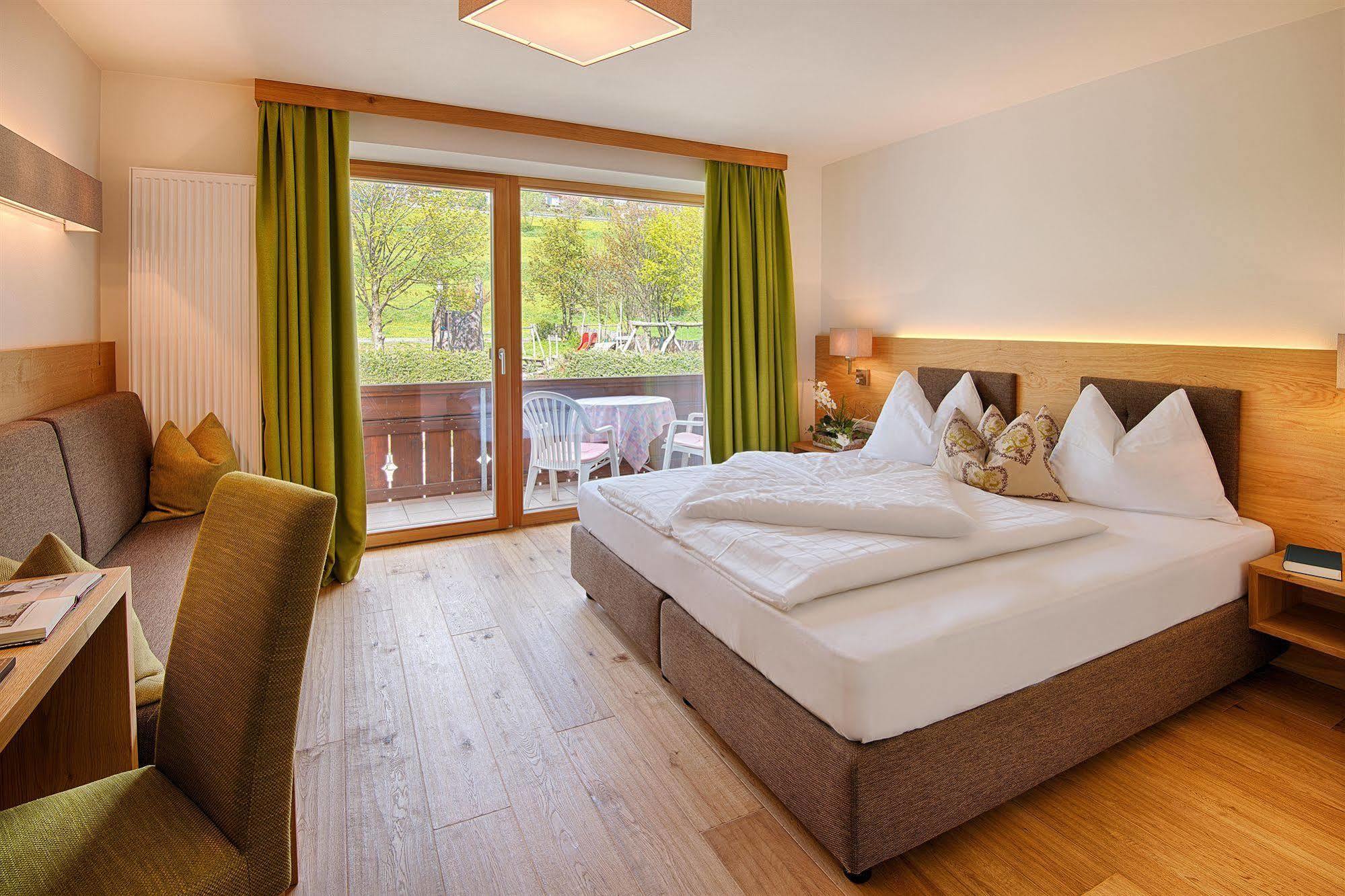 Alpin Hotel Sonnblick Perca Eksteriør bilde